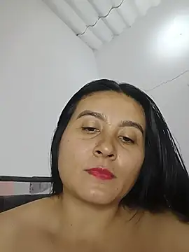 Pussy-Hairy-Horny Live XXX-chat