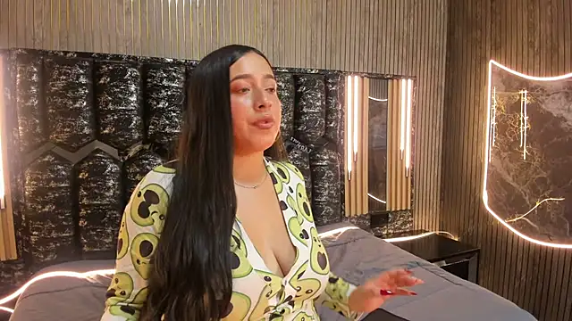 Sarai_Honeey live XXX chat