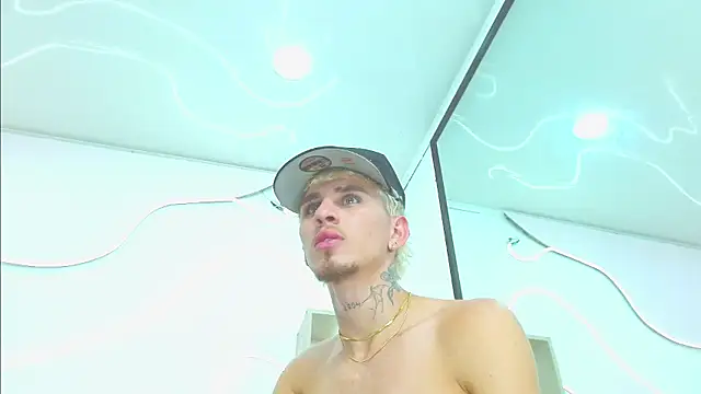 Онлайн чат XXX DanntheStiff