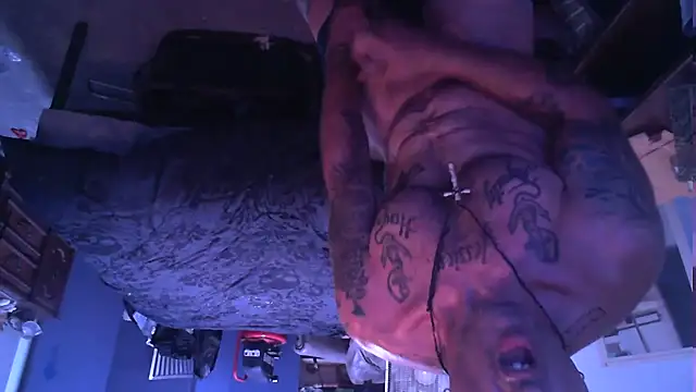 แชท XXX สดของ SlickDickyadown