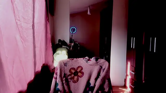 wishm3 Live XXX Chat