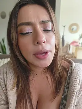 Živý XXX chat foxxy_lover