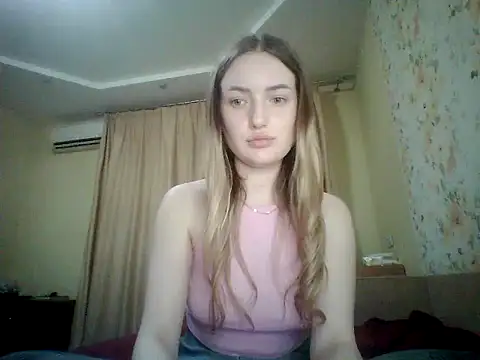 XXX chat uživo modela Lisanta