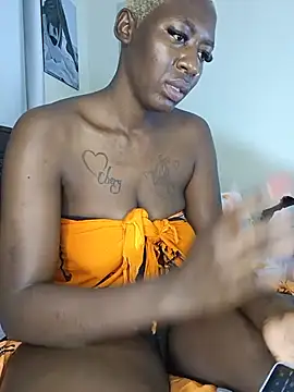 צ'אט XXX בשידור חי של SquirtQueen16