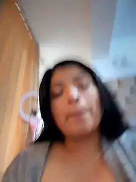 shashemel Chat XXX in diretta