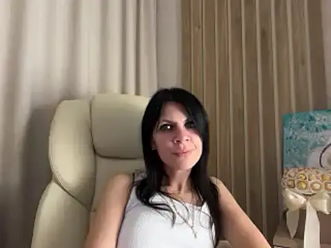 InjaAtHome's Live XXX Chat