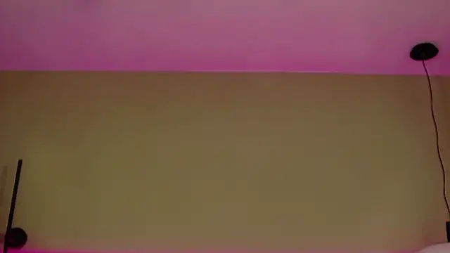 KenyaCruzn Live XXX chat