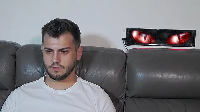 CrazyDom1's Live XXX Chat