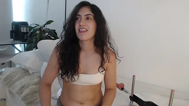 Chat XXX en directo de MIYESSI