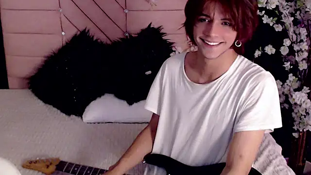 oli_dusk Chat XXX live