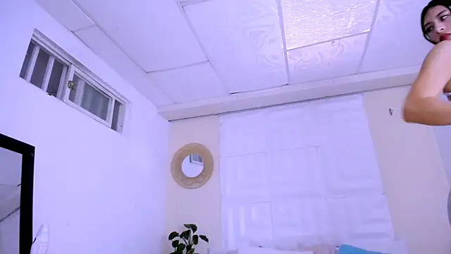 nataly_red Adlı Modelin Canlı XXX Sohbeti