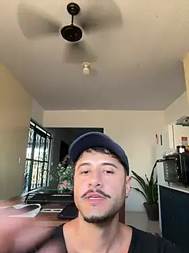 guzzfit 现场XXX聊天