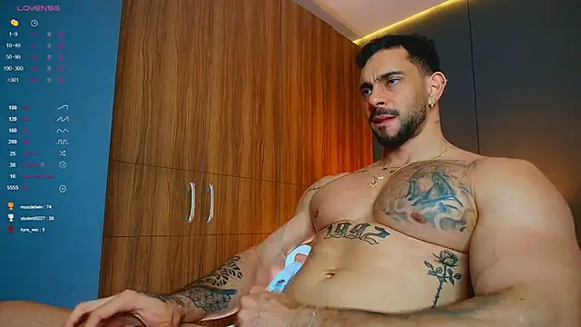 Chatroom XXX en direct de massimo_visconti