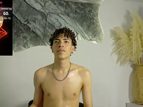 Monyel_Blake Live XXX-Chat