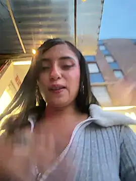 LilacNoir's Live XXX Chat