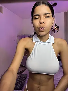 IsabellaMonet 现场XXX聊天