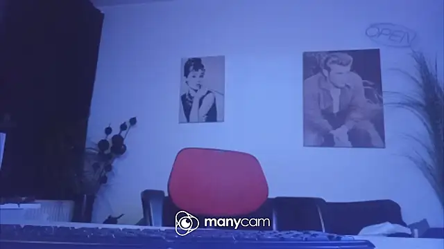 عرض كام der_dino30