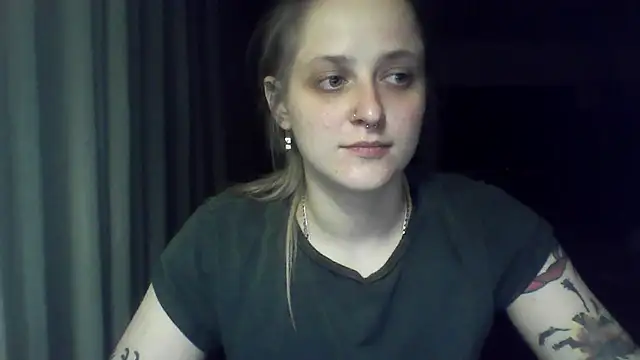 Chat XXX en directo de LeaWetGirl