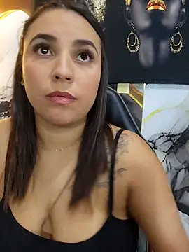 LizzRouse XXX чат на живо