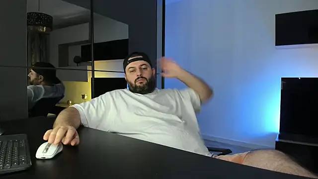 DravenPeak Chat XXX live