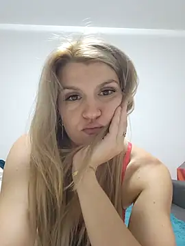 LyaExoticStarn Live XXX chat