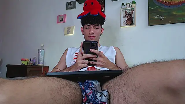 ChrisUpland_ Chat XXX live