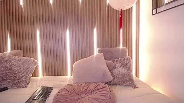 Christine_Wild Webcam Show