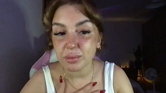 dyllala Adlı Modelin Canlı XXX Sohbeti