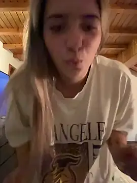 Naomi-Klein's Live XXX Chat