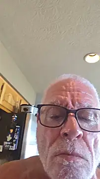 Sweetspot67's Webcam Show