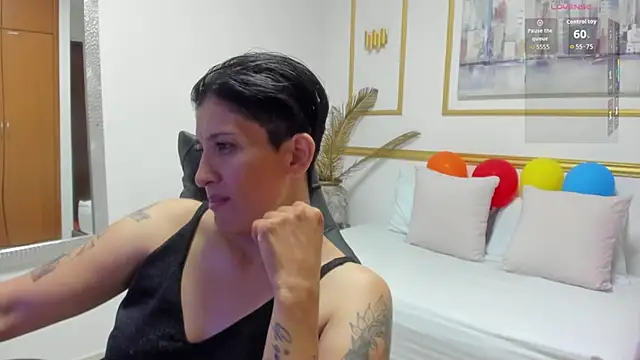 mistress_flame লাইভ XXX চ্যাট