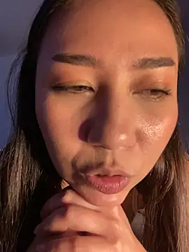 Sala de chat en directo de Aimilayne