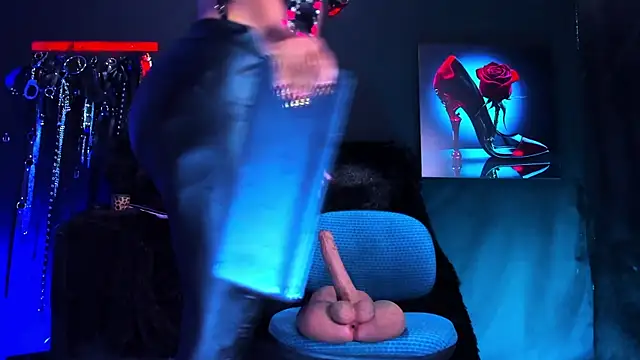 Онлайн чат XXX SharoonStone