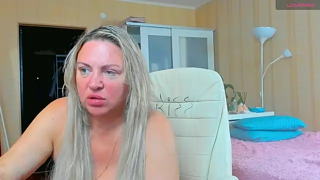 PamHardFuck live XXX chat