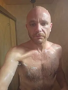 Webkamerová show FrankieFuckMeXX