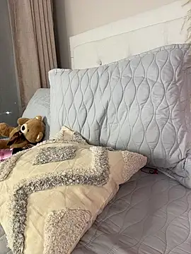 Celeste_Amber Adlı Modelin Canlı XXX Sohbeti