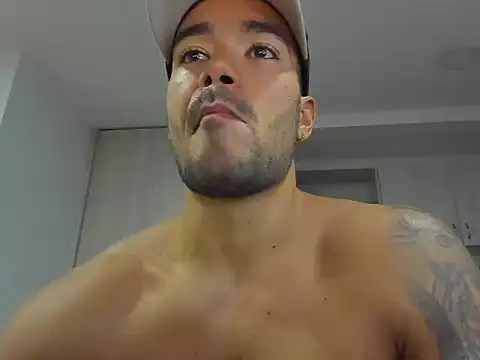 Онлайн чат XXX Alexander_Martines