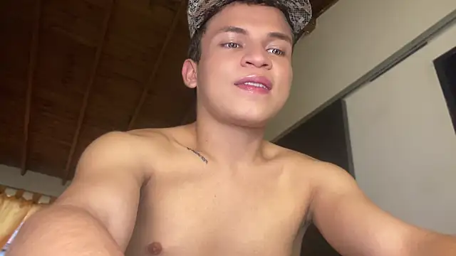 _Leo_Boyn Live XXX chat