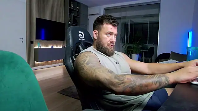 Онлайн чат XXX UbbeViking