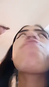 Ivyy_sweet_ élő XXX-chatje