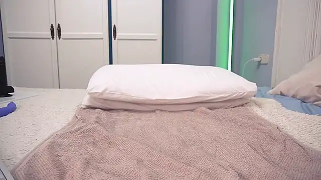 mollystarss: απευθείας συνομιλία ΧΧΧ