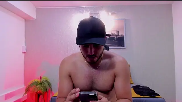 Chatroom XXX en direct de noahstevenss