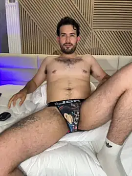 XXX chat uživo modela Adrian_SITH