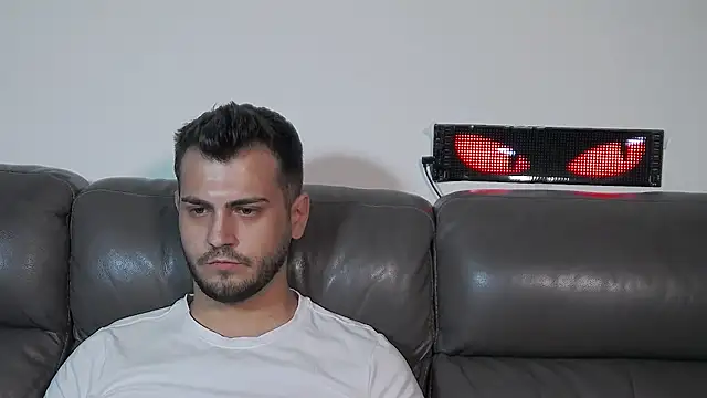 CrazyDom1 Chat XXX live