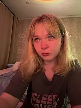 Emilly_Wills 现场XXX聊天