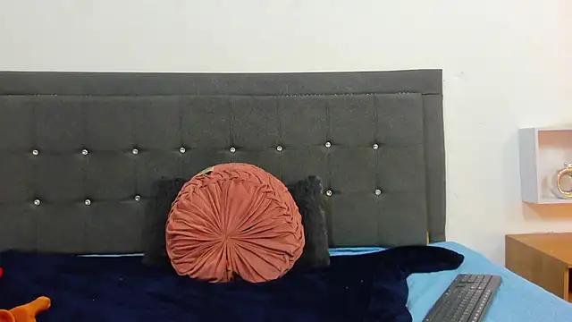 Lil_Aurora_'s Live XXX Chat