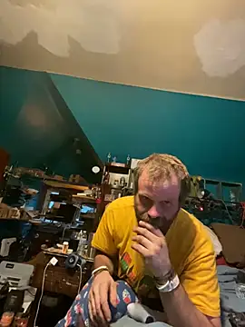 charactrzero Show Webcam