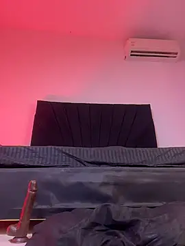 Sari_Ellison_'s Live XXX Chat