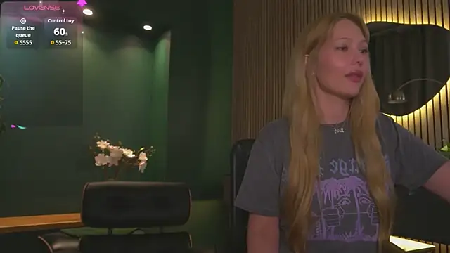 Živý XXX chat _Milla_Luna
