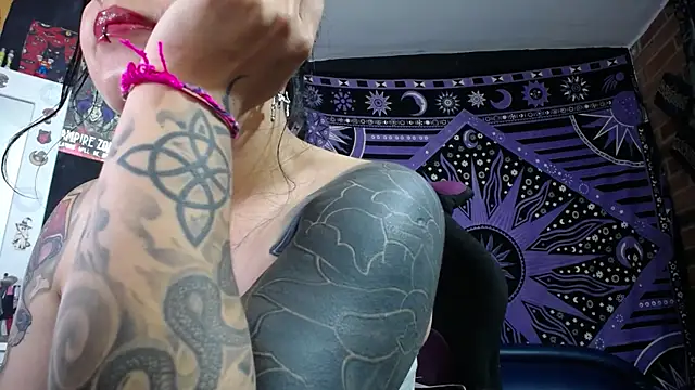 Živý XXX chat Yourmadame_P
